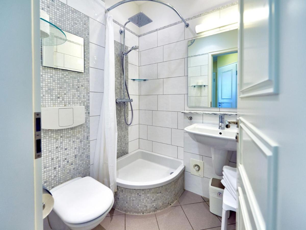 Villa Strandeck In Binz - Wg 1 Mit Meerblick, Terrasse, Wintergarten المظهر الخارجي الصورة